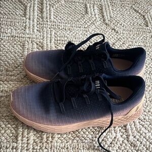 NOBULL Women's Navy and Pink Gradient Athletic Shoes